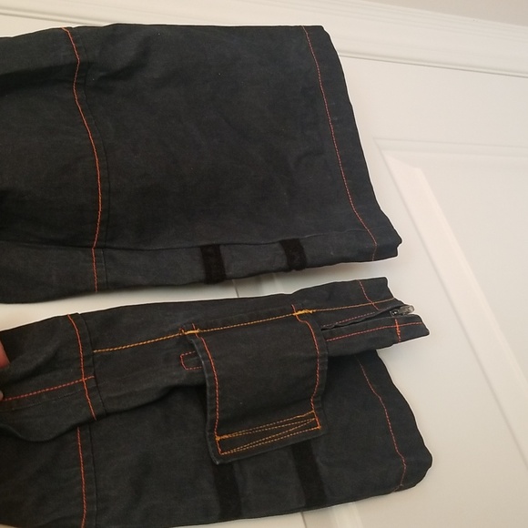 LITHIUM MANUFACTURING CO. Cropped Jean's Size 10 - Picture 10 of 11
